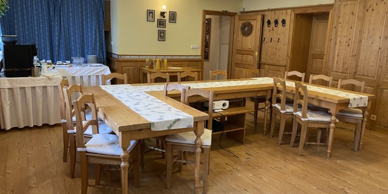 Jítravský Dvorec - Hotelový salonek PANA STAROSTY