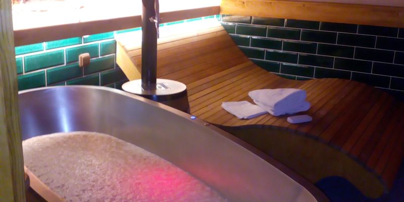 Pivní hotel ZLATÁ KRÁVA: pivní lázně, kulinářské zážitky i konferenční servis.