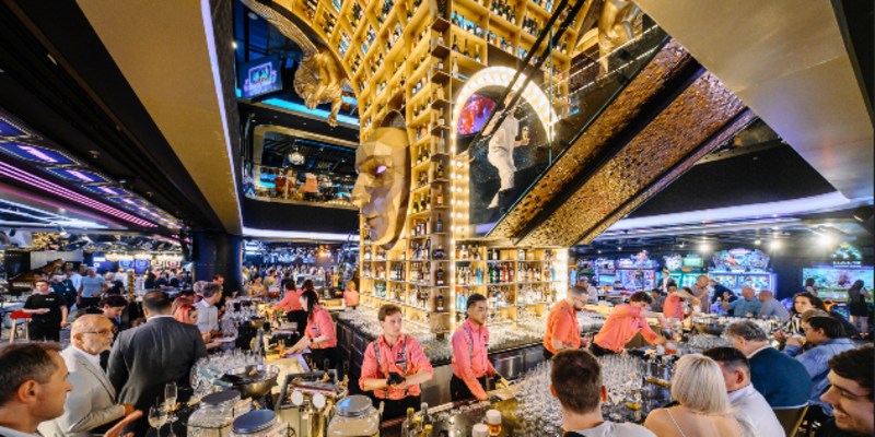 „Věříme v sílu emocí, autenticity a lidské kreativity. Chceme být místem, kde se tvoří vzpomínky a kam se lidé zároveň budou rádi vracet.“ říká jednatel Máj – House of Fun