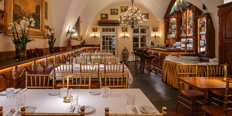 DEER Restaurant  -  místo pro vaše akce