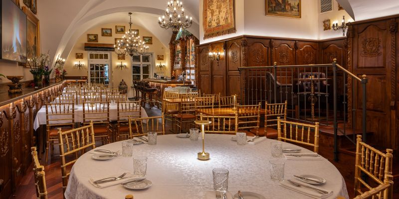DEER Restaurant  -  místo pro vaše akce