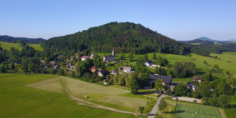 Jítravský Dvorec