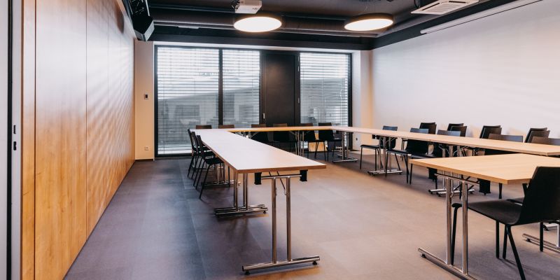 NOSRETI reality – jednací místnosti