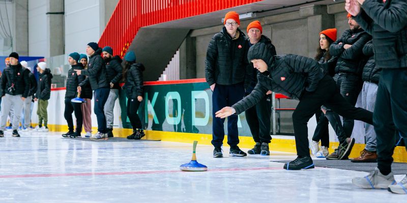 ICE STOCK jedinečný teambuilding