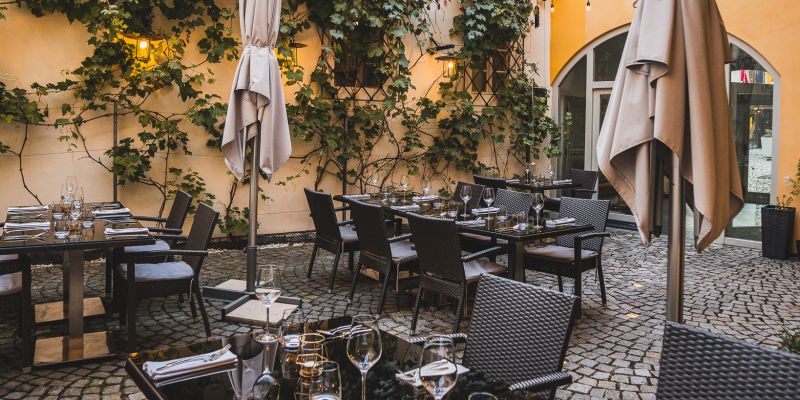 Bellevue Hotel Český Krumlov - Letní terasa