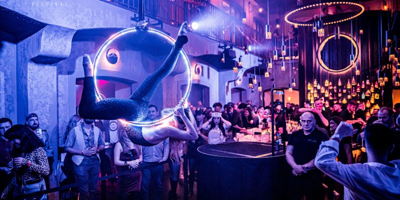 Aliatrix - visual entertainment agency - Akrobatické show