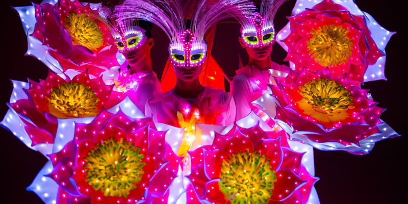 Arabesque Shows & Events - Světelná taneční show