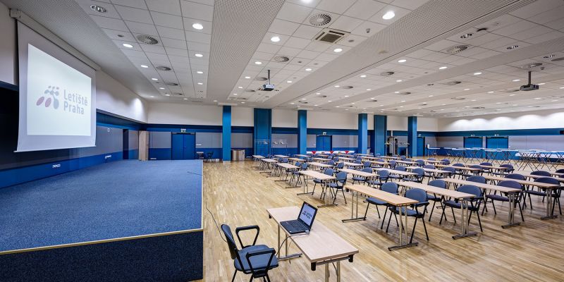 Kongresový sál Letiště Václava Havla Praha - Prostřední 1/3
