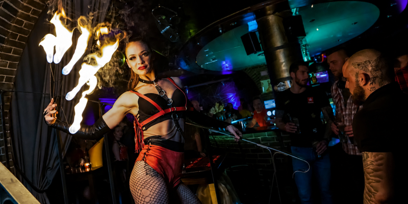Martina's Agency – Show program pro firemní akce - Doprovodné produkce