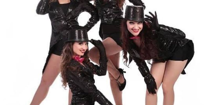Martina's Agency – Show program pro firemní akce - Francouzský večer