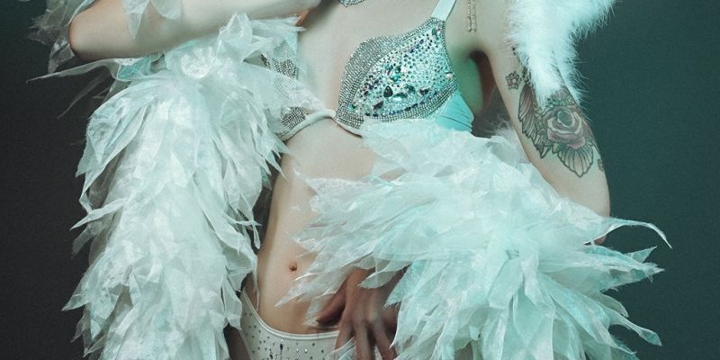 Martina's Agency – Show program pro firemní akce - Kabaretní večer