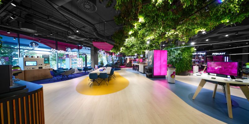 Magenta Experience Center
