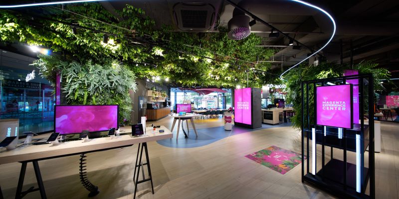 Magenta Experience Center