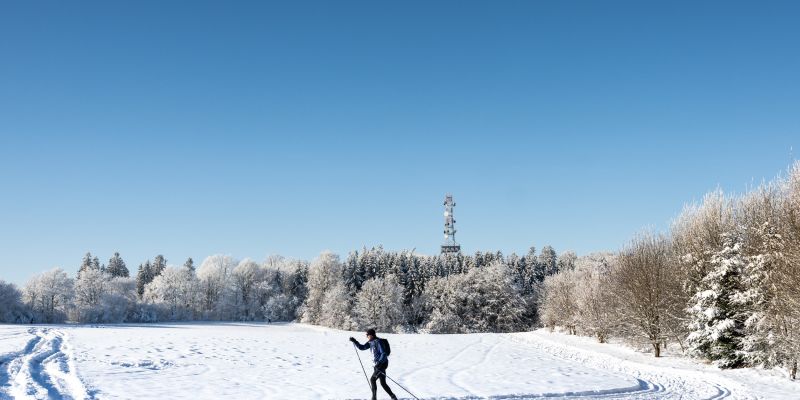 Lyžařská sezóna na Monínci začala se 70 cm sněhu a pokračuje večerním lyžováním ve všední dny i sobotu
