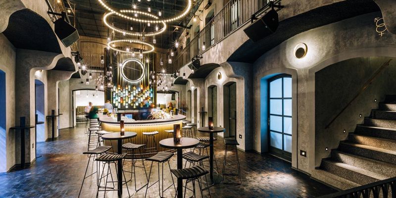 Zažijte ukázkový firemní večírek od Moonclubu