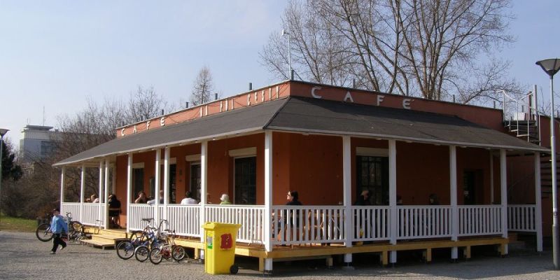 Café Na půl cesty