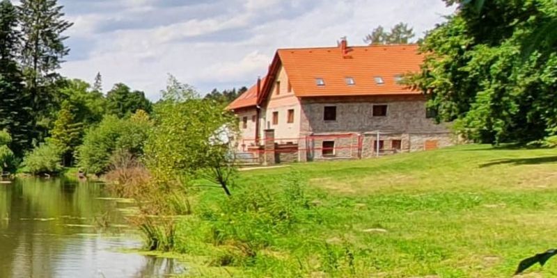 Usedlost Nouzov - vzdělávací a relaxační centrum