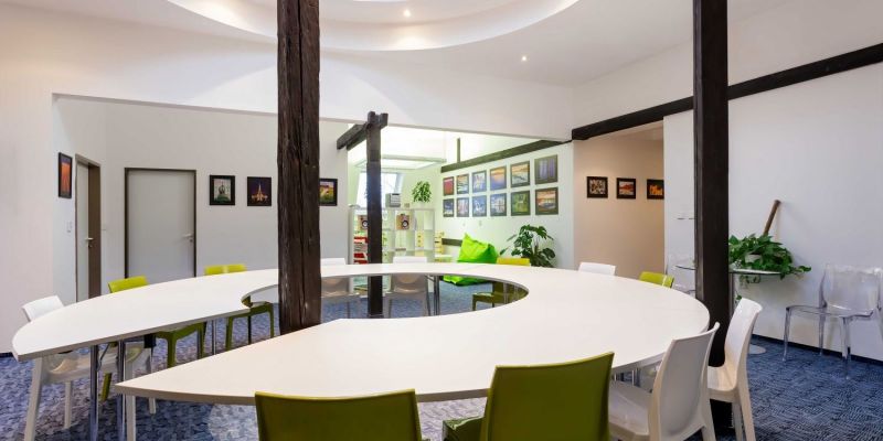 LoveCoWork