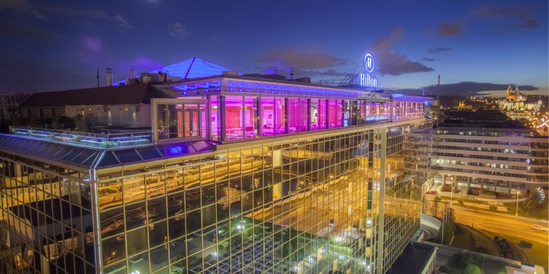Cloud 9 Sky Bar & Lounge