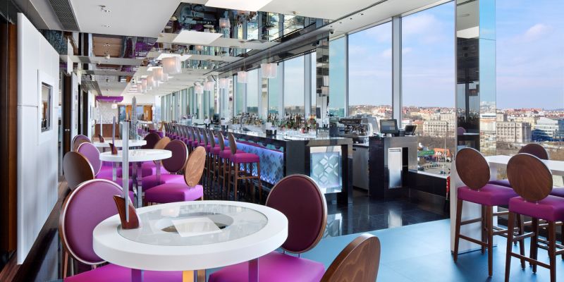 Cloud 9 Sky Bar & Lounge
