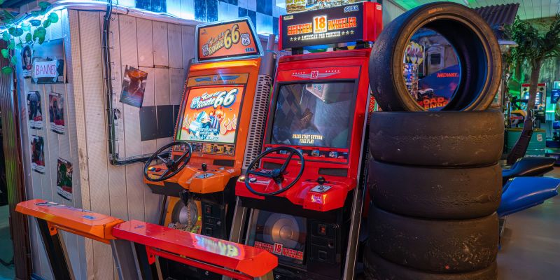 Fun Arena - Cyber Arcade