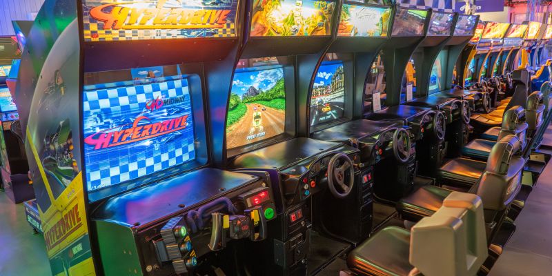 Fun Arena - Cyber Arcade