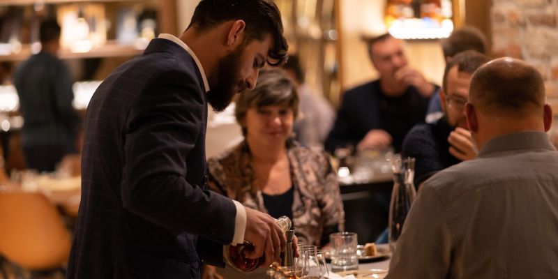 Whiskey Restaurant, Bar & Museum