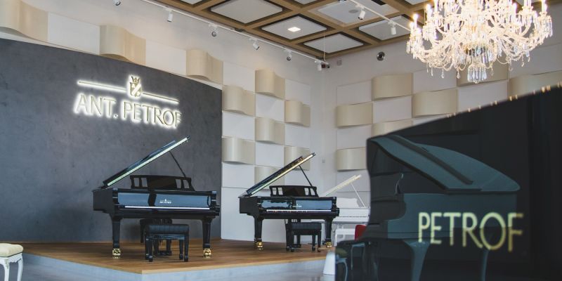 PETROF Gallery