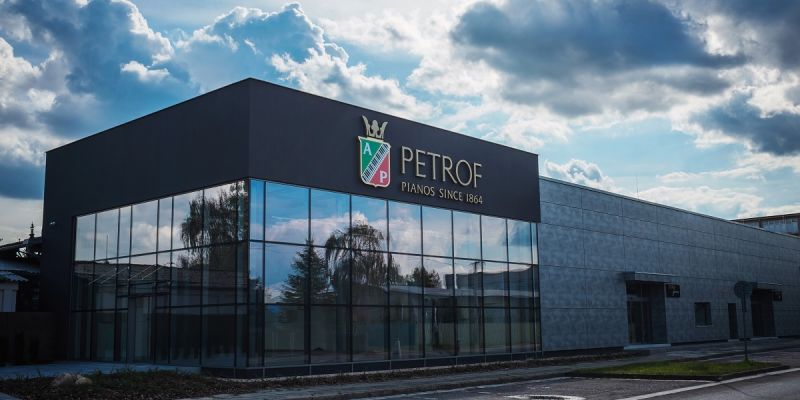 PETROF Gallery