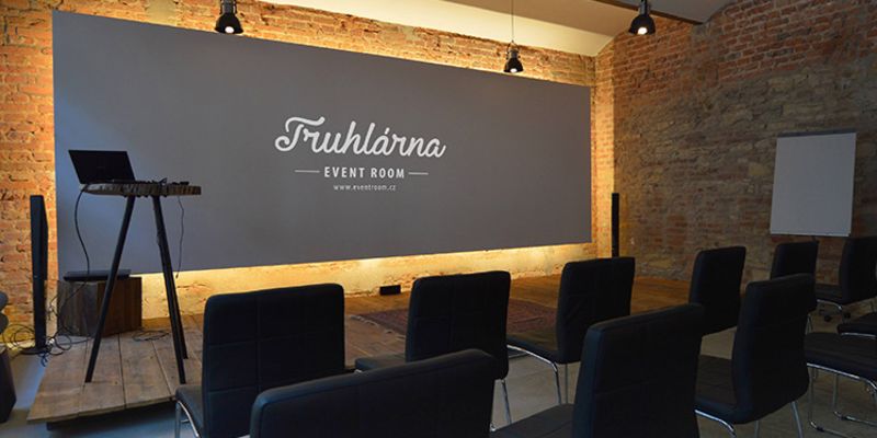 Truhlárna