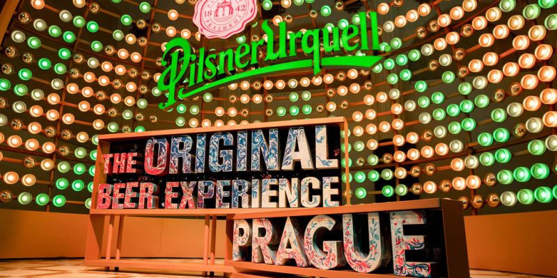 Proměňte firemní večírek v nezapomenutelný zážitek s Pilsner Urquell Experience v Praze