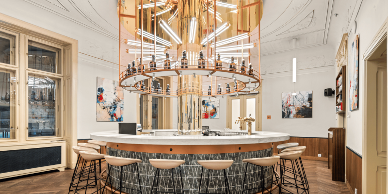 Proměňte firemní večírek v nezapomenutelný zážitek s Pilsner Urquell Experience v Praze