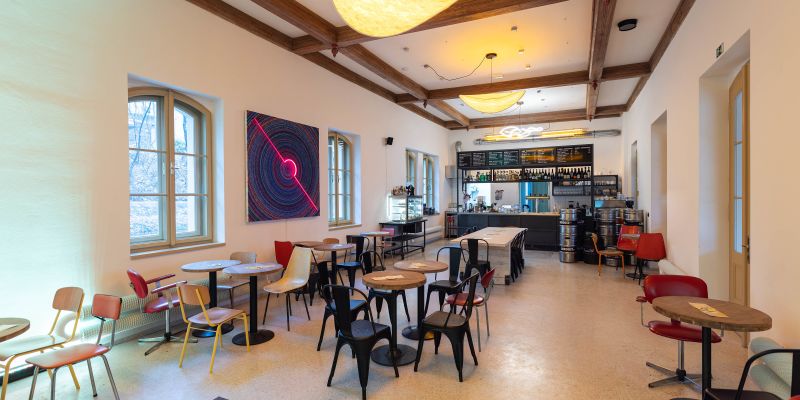 Stanice 6 - Bistro a perón