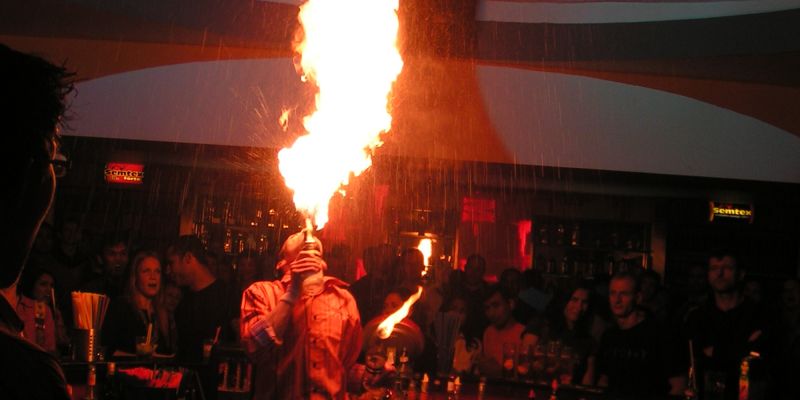 P.M. Club & Cocktail Music Bar