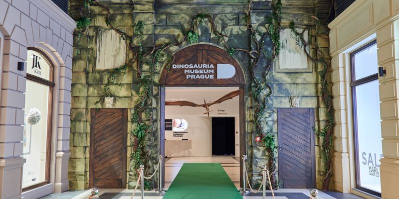 POP Airport - Dinosauria Muzeum Prague
