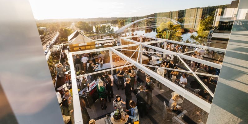 Scott.Weber Workspace – Port7 - Navagio - celé 6. patro