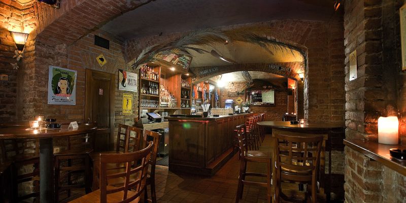 Aloha Music Club & Cocktail Bar