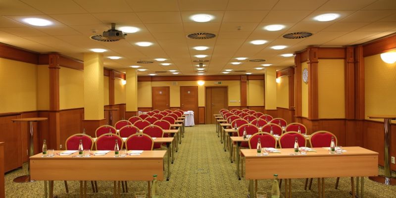 PRIMAVERA Hotel & Congress centre