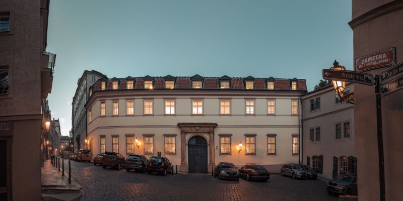 Hartigovský palác