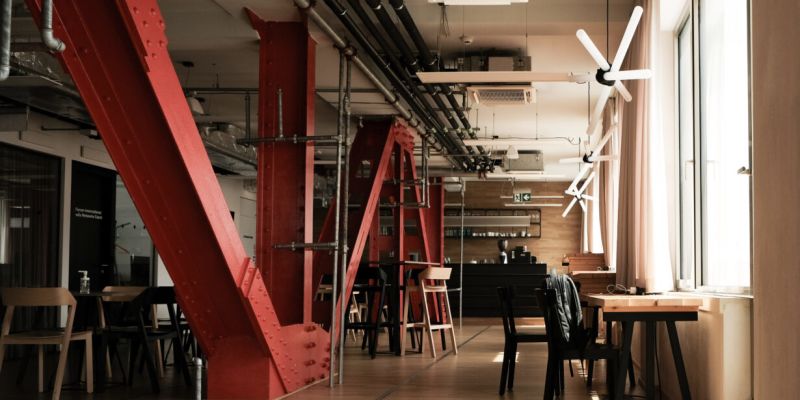 Zenwork Event space - Zenwork Red Space s terasami