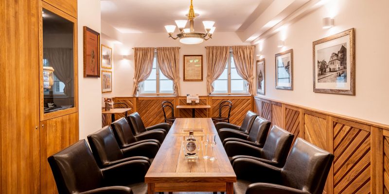 Muzeum slivovice R. JELÍNEK - Salónek Kampa