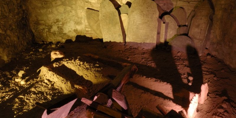 Kellyxír - Muzeum pražských pověstí a strašidel
