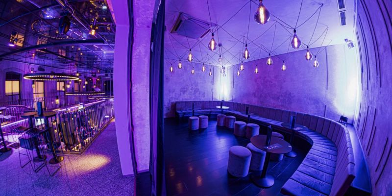 Moon club - Velvet Lounge