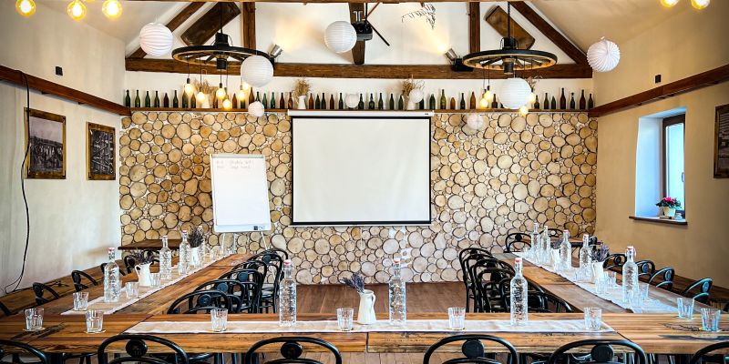 Pivní hotel Zlatá kráva - Stodola