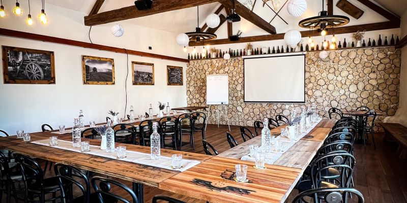 Pivní hotel Zlatá kráva - Stodola
