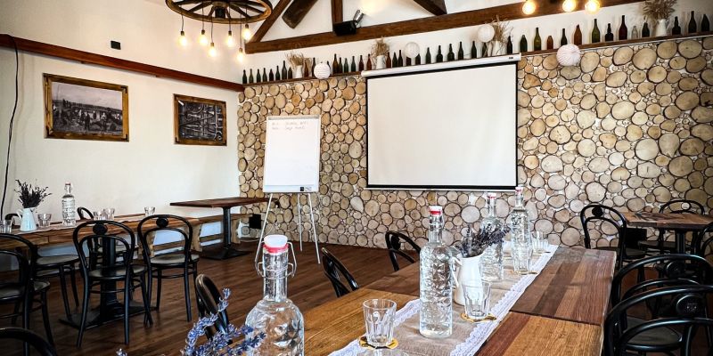 Pivní hotel Zlatá kráva - Stodola