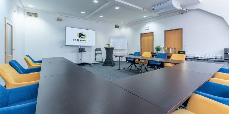 Zasedáme - Střední místnost Jungmann