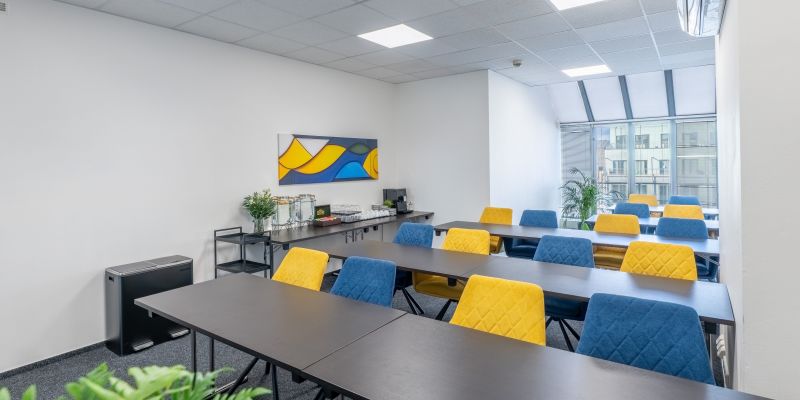 Zasedáme - Střední místnost Václavák