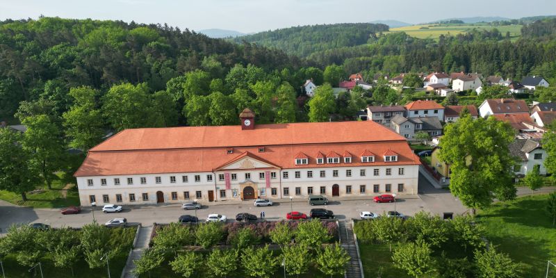 Hotel Týnec