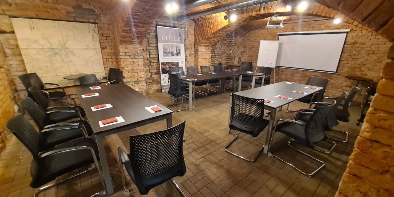 Janáček office - Velká tzv. Sklepní galerie